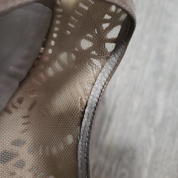 Valentino Laser Cut Leather Mesh Pumps 39.5 - Picture 10 of 11